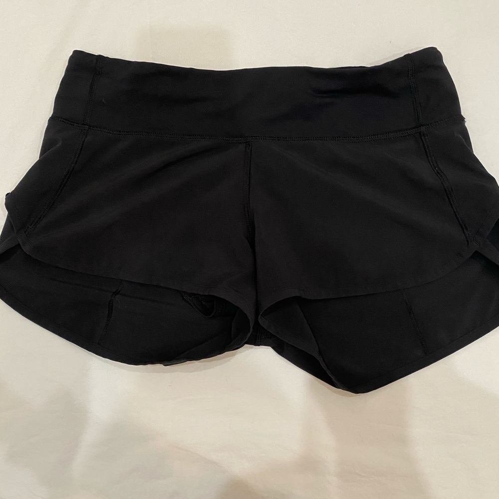 BLACK SHORT LULU LEMON SHORTS